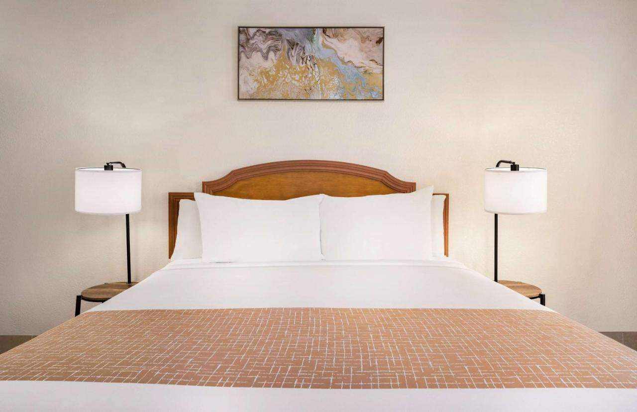 Travelodge By Wyndham Las Vegas Bagian luar foto